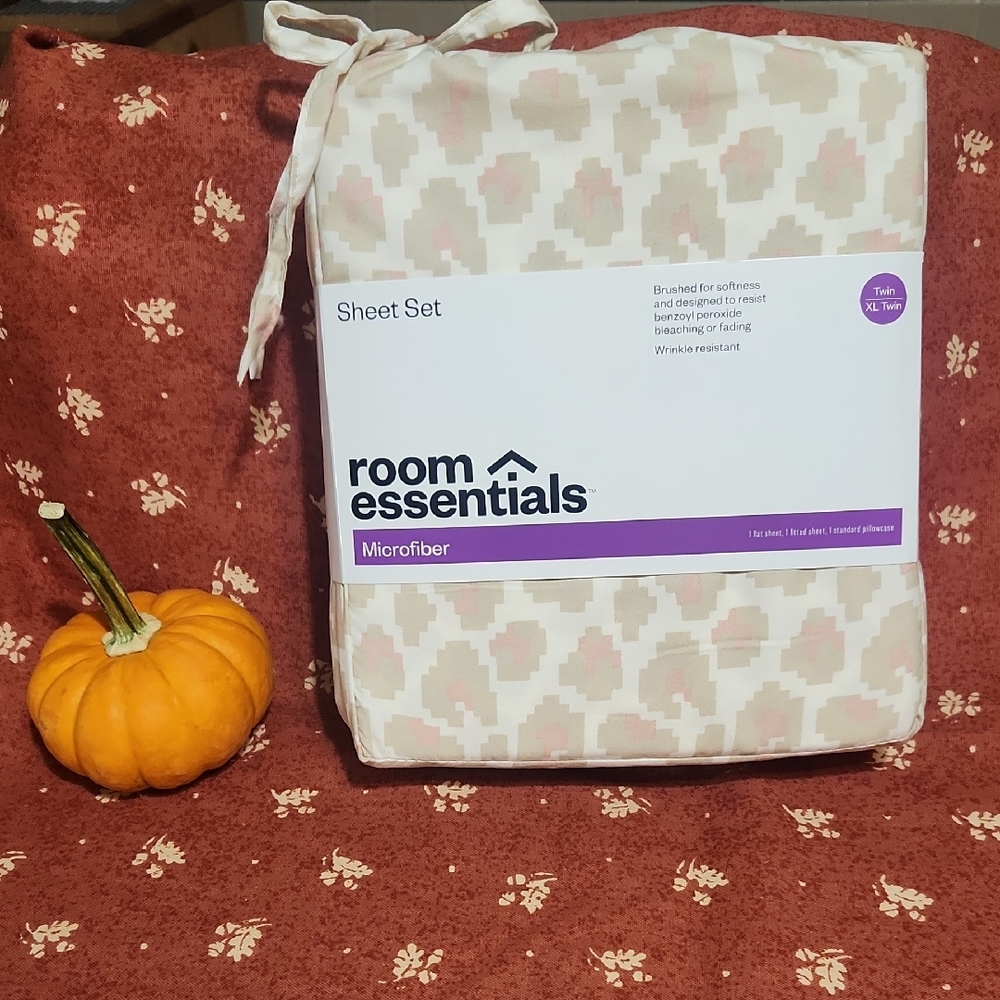 room essentials Twin Sheet Set